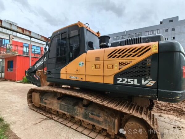现代R225LVS-1