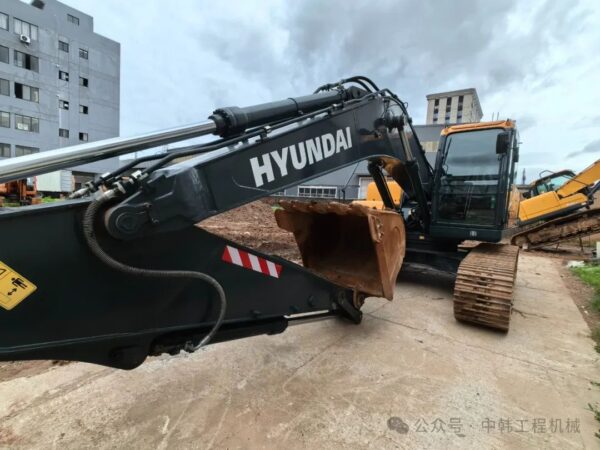 现代R225LVS-2